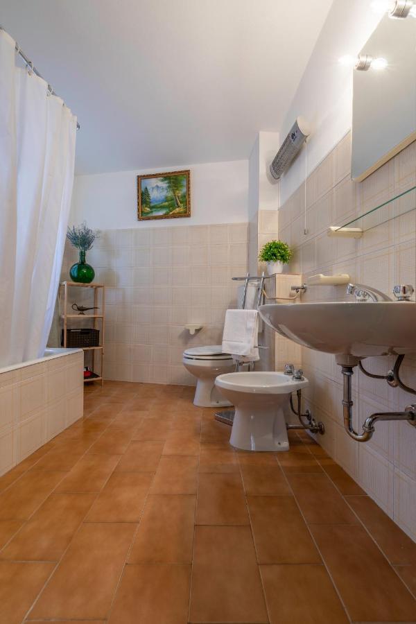 Ferienwohnung Il Terrazzino Sul Borgo 1 Bellagio Exterior foto
